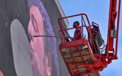El arte urbano y el teatro se unen en Carballo